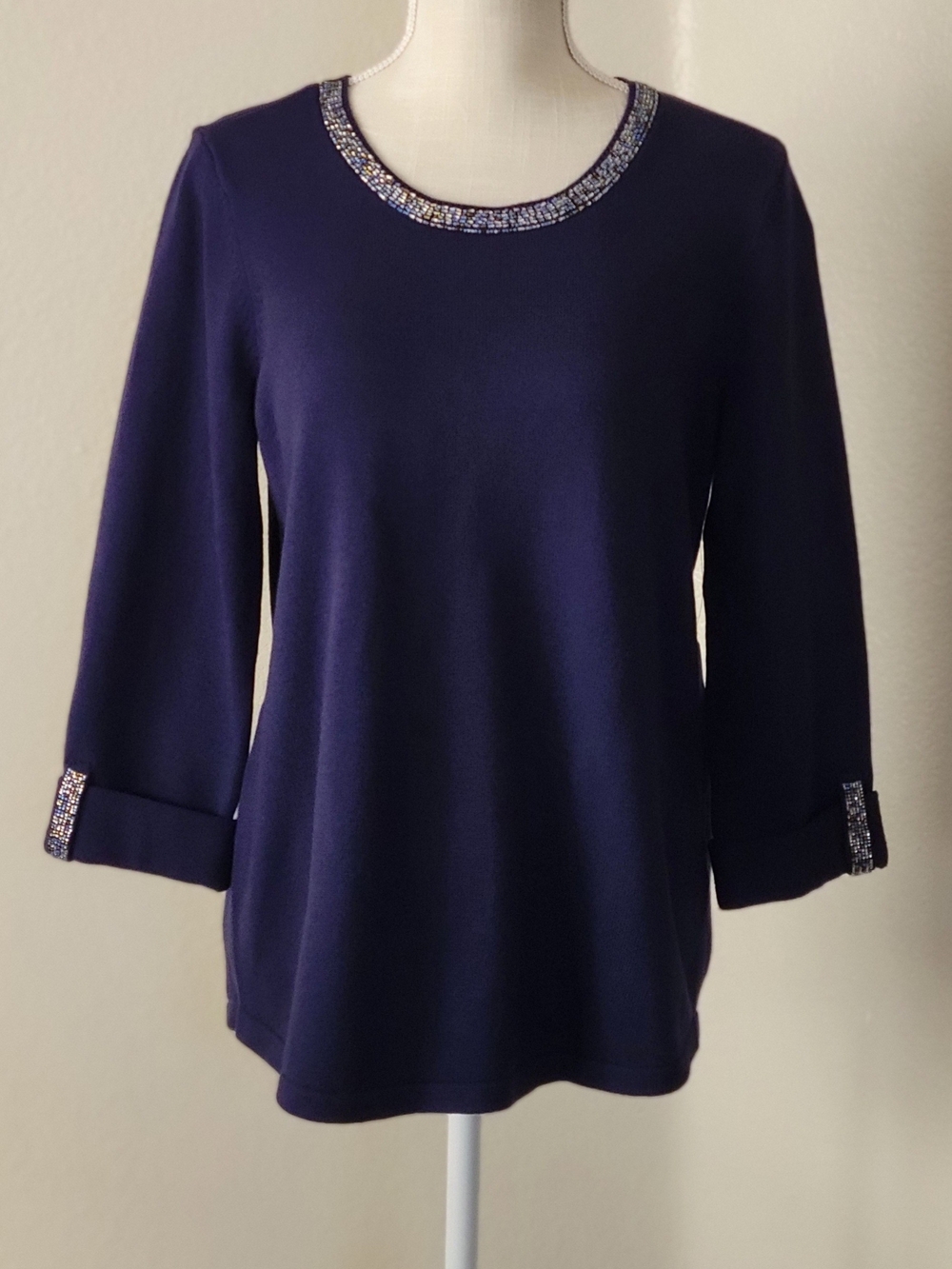 Chico's Midnight Navy Blue Beaded Knit Sweater Size 1 Medium NWT
